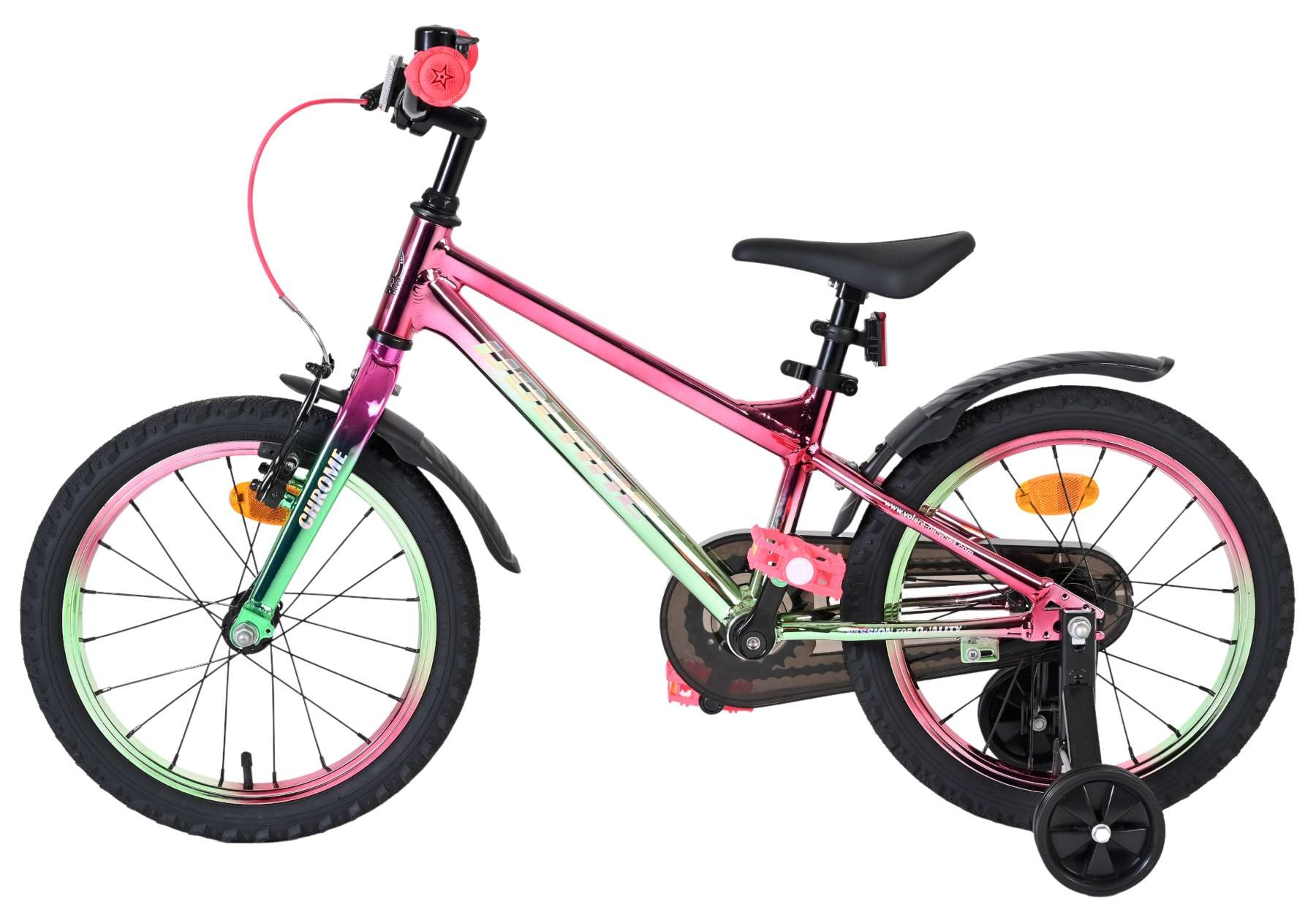 Ein pink-grün-verlaufenes Kinderfahrrad mit Stützrädern und roten Griffen.