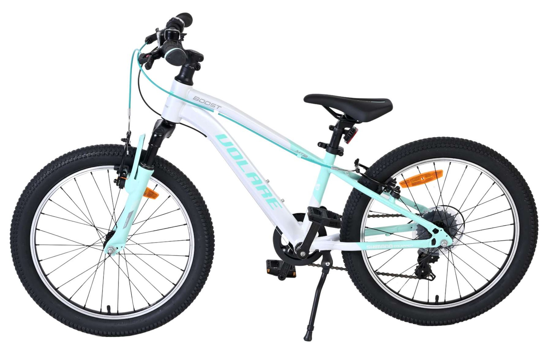 Ein weißes und mintgrünes Fahrrad mit schwarzen Reifen und Felgen.