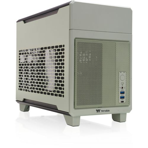 Un case per computer verde chiaro con griglie di ventilazione e porte frontali.