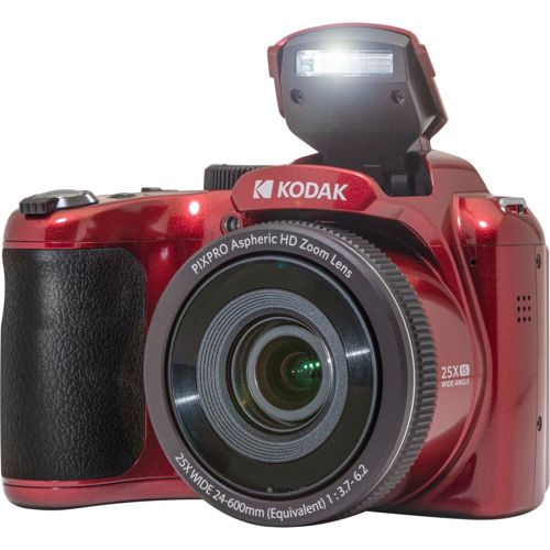 Una cámara digital Kodak roja con el flash desplegado y lente zoom.