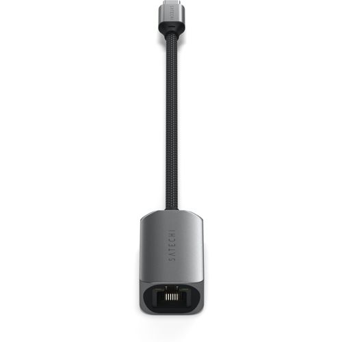 Un adattatore Satechi da USB-C a Ethernet argentato con cavo intrecciato.
