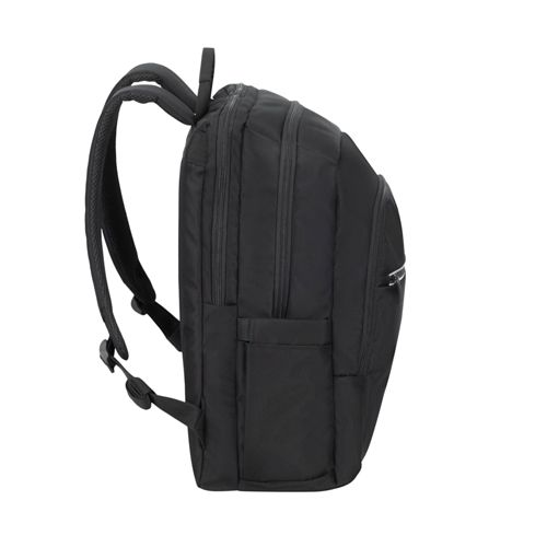 Schwarzer Rucksack im Seitenprofil mit gepolsterten Trägern und Reißverschlussfächern.