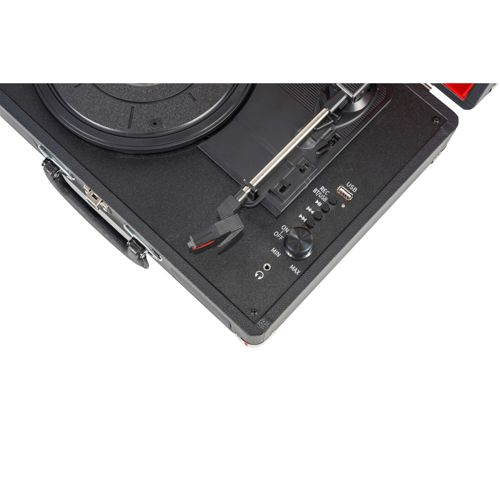 Nahaufnahme eines schwarzen tragbaren Plattenspielers mit Bedienelementen, USB-Anschluss und Tonarm.