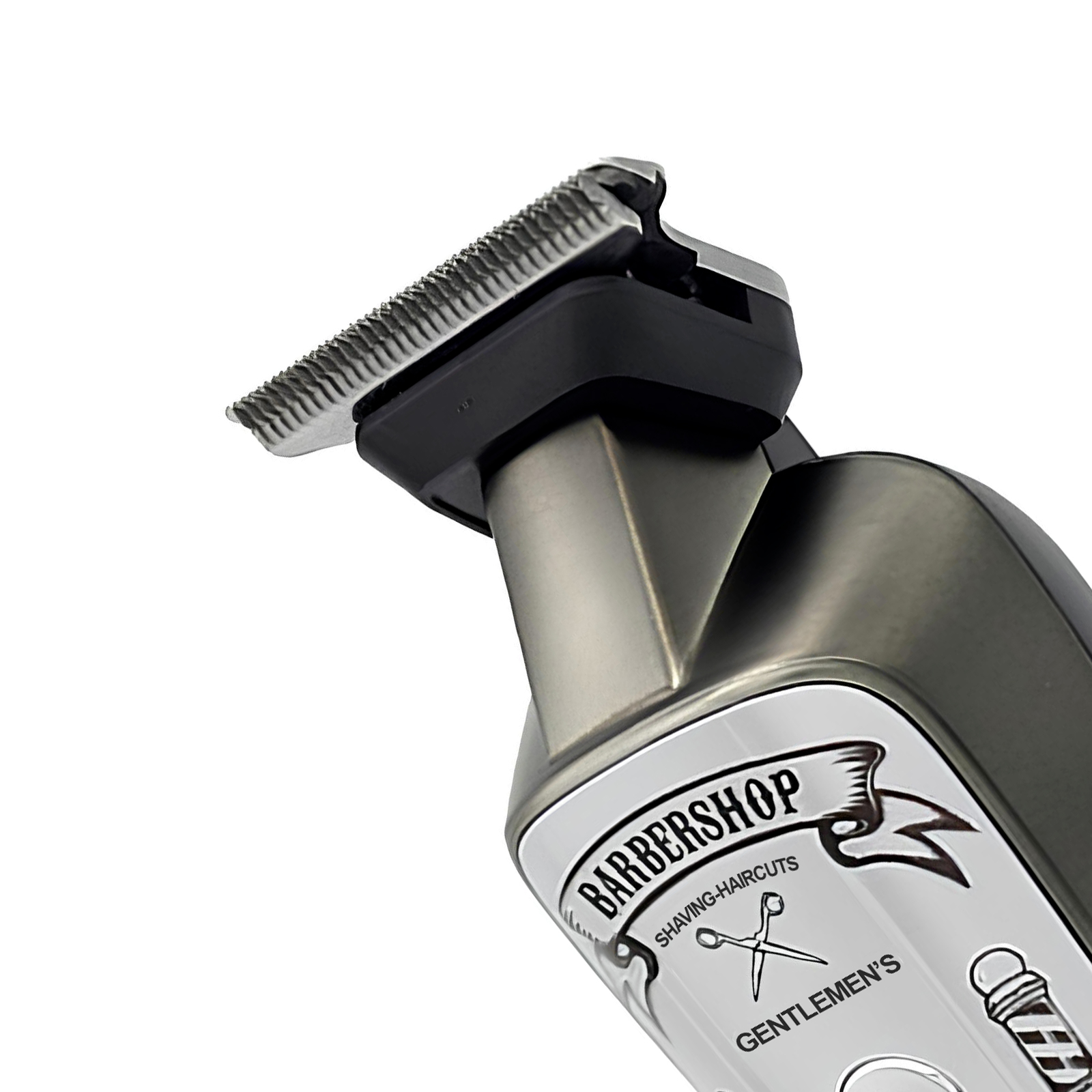 Nahaufnahme eines silbernen Trimmers mit schwarzem Aufsatz und Barber-Shop-Aufkleber.