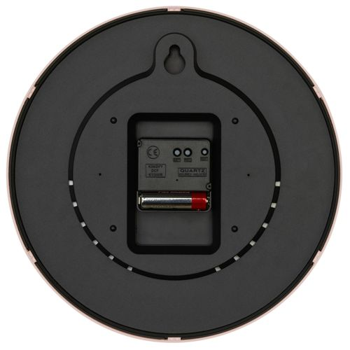 Rückseite einer runden Wanduhr mit Quarzuhrwerk und Batterie.