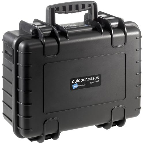 Schwarzer Outdoor-Koffer mit Tragegriff und Schnallen, Aufschrift 'outdoor.cases type 4000'.