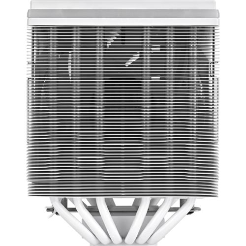 Un dissipatore CPU bianco con molte alette e heat pipe bianche.
