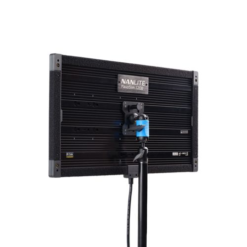 Vue arrière d'un panneau LED noir Nanlite PavoLux 120B fixé à un support.