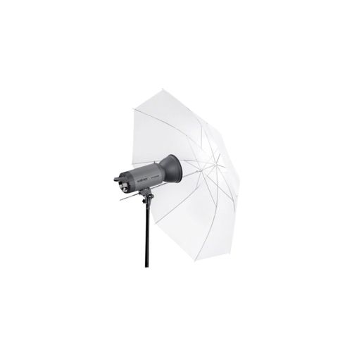 Ein graues Studio-Blitzlicht mit einem weißen Schirm-Diffusor auf einem schwarzen Ständer vor weißem Hintergrund.