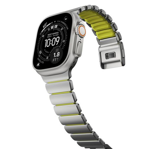 Silberne Smartwatch mit Digitalanzeige (10:09) und gelbem Akzent am Armband.