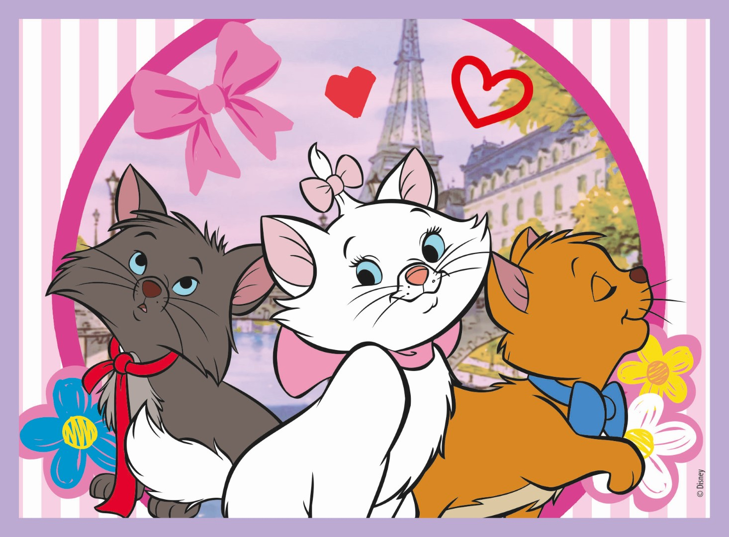 Tres gatos de dibujos animados, blanco, marrón y naranja, frente a la Torre Eiffel.