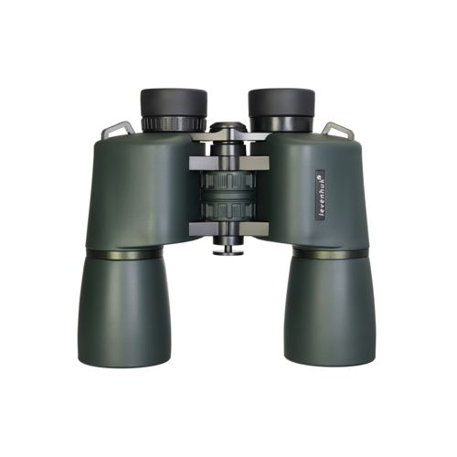 Dunkelgrüne Fernglas mit schwarzem Fokusrad und Okulardeckeln.