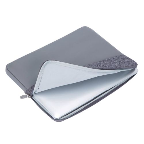 Custodia grigia per laptop, parzialmente aperta, rivela un laptop argentato all'interno.
