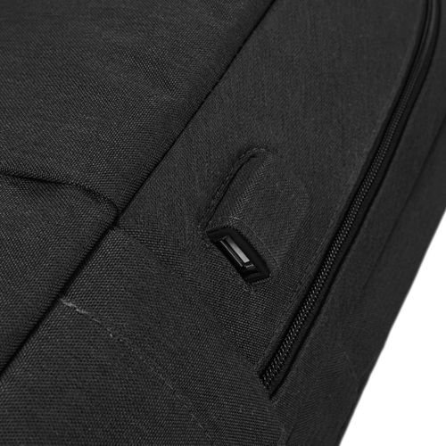 Schwarze Stofftasche mit USB-Anschluss und Reißverschluss.