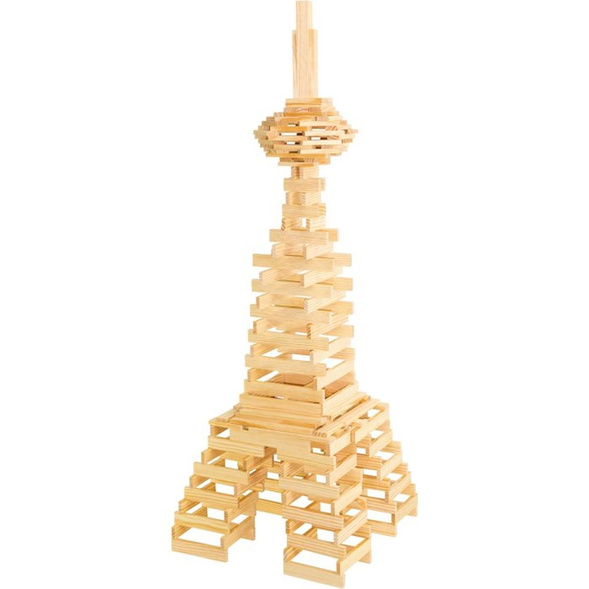 Una torre alta di blocchi di legno, simile alla Torre Eiffel.