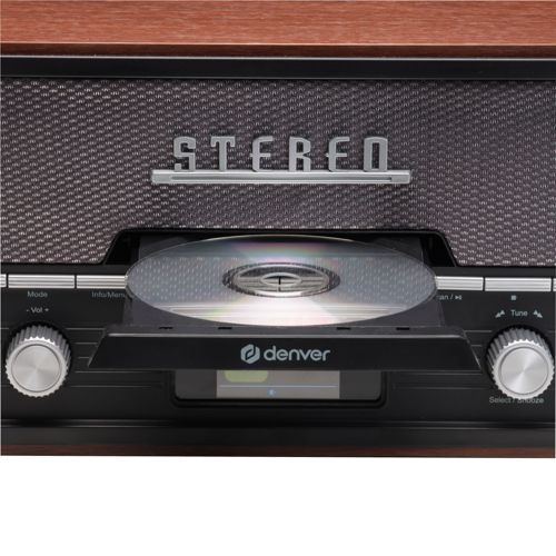 Lettore CD stereo con la scritta STEREO e un CD inserito.