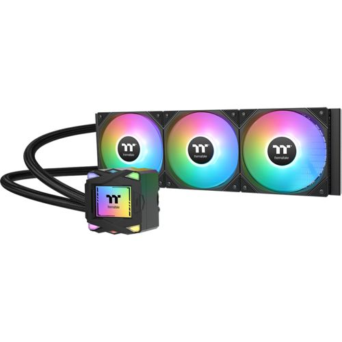 Een zwarte computerkoeler met RGB-verlichting en drie ventilatoren.