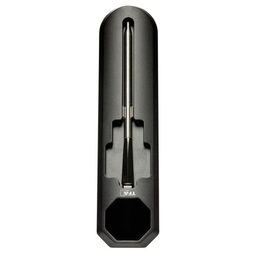 Ein schwarzes digitales Thermometer mit silberner Sonde, das in einer Halterung steckt.