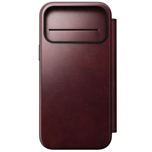 Una custodia per telefono rosso scuro con un ritaglio orizzontale stretto.