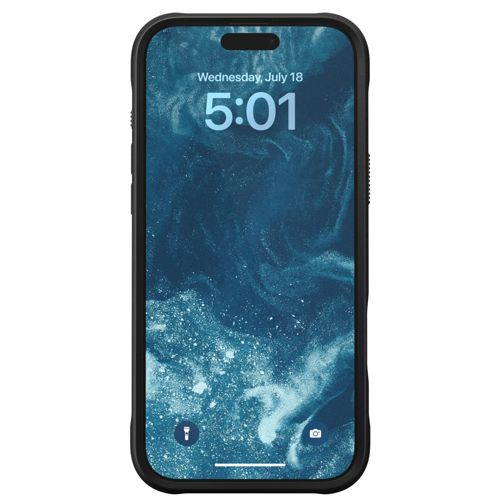 Un iPhone nero mostra uno sfondo astratto e scuro sulla schermata di blocco. Ore 5:01.