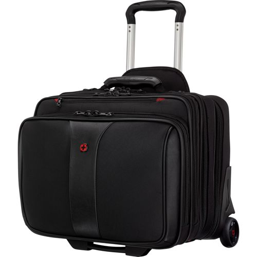Schwarzer Rollkoffer mit ausziehbarem Griff und rotem Logo.