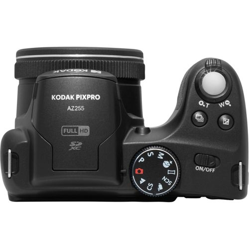 Cámara Kodak Pixpro AZ255 negra con botones de control y dial.