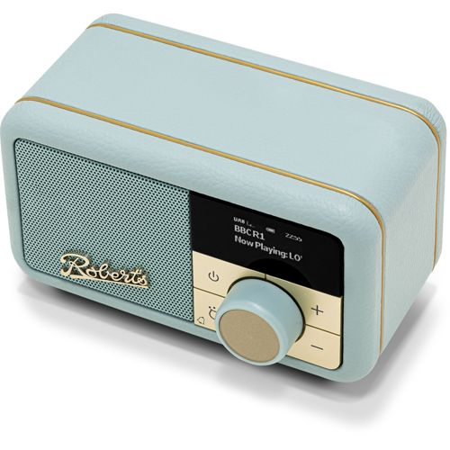 Una radio Roberts retrò azzurra con finiture dorate, altoparlante e display digitale.