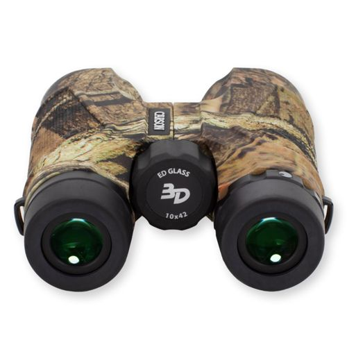 Binocolo mimetico con lenti nere e rotella di messa a fuoco. Testo: "EDGLASS 3D 10x42".
