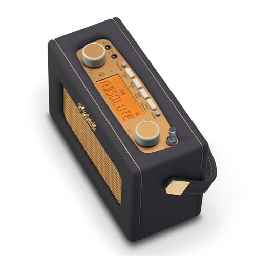 Een donkere retro radio met gouden accenten en een scherm.