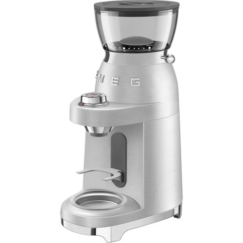 Ein silberner SMEG Kaffeemühlen-Vollautomat mit durchsichtigem Behälter.