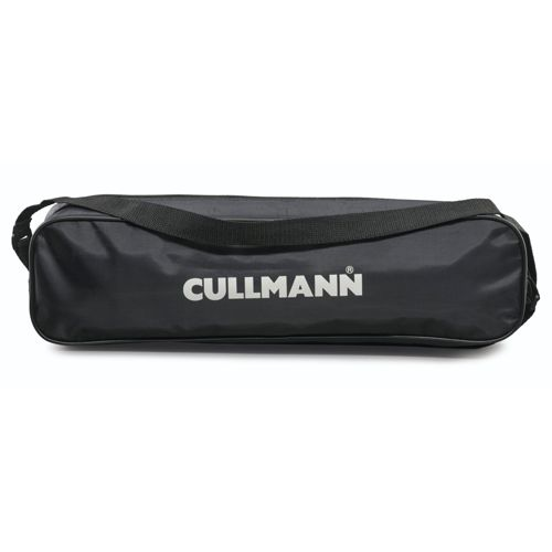 Se muestra una bolsa de transporte negra de la marca Cullmann con correa.