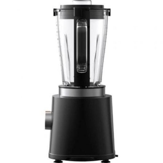 Ein schwarzer Standmixer mit Glasbehälter und silbernem Ring.