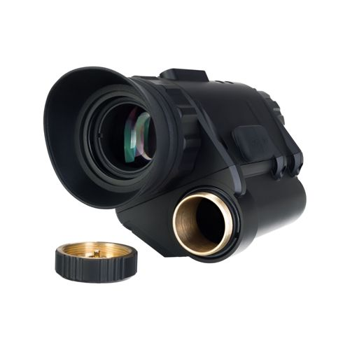 Schwarz-Optikgerät mit Messingring und abnehmbarem Gewindering.