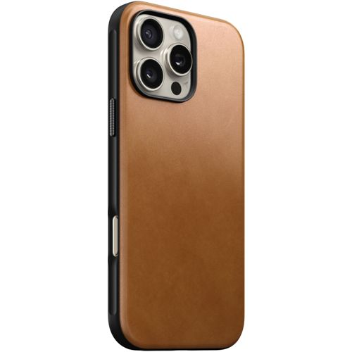 Custodia in pelle marrone per smartphone con tre fotocamere posteriori.