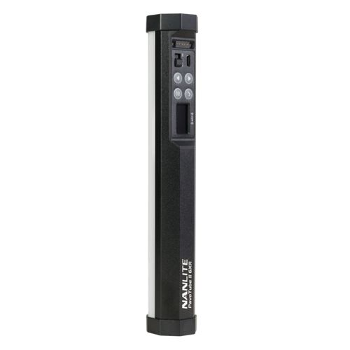 Un bâton lumineux Nanlite PavoTube II 6C noir avec boutons et écran.