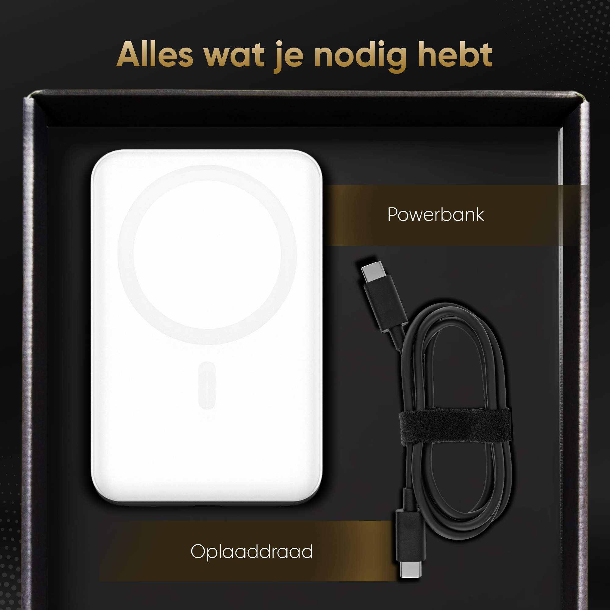 Een witte powerbank en een zwarte USB-C kabel liggen in een zwarte doos.