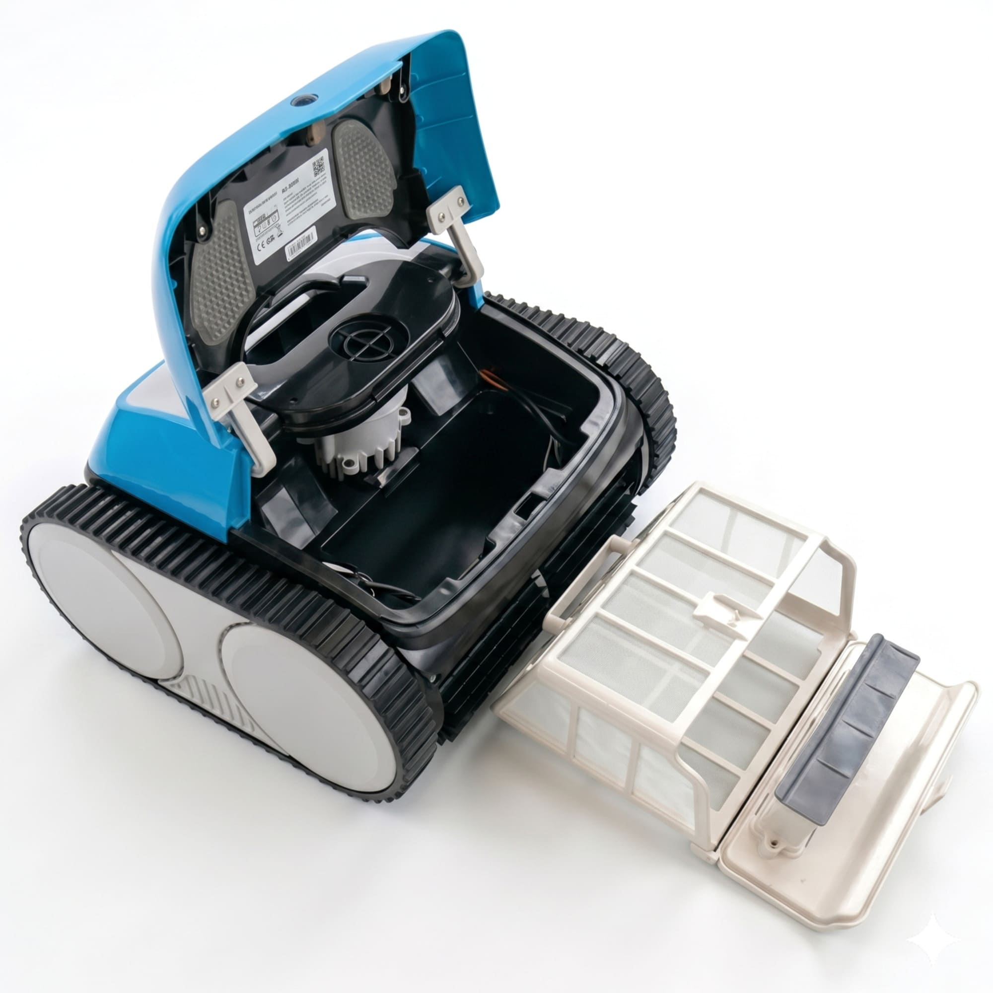 Robot de piscina azul con tapa abierta y cesta de filtro extraída sobre fondo blanco.