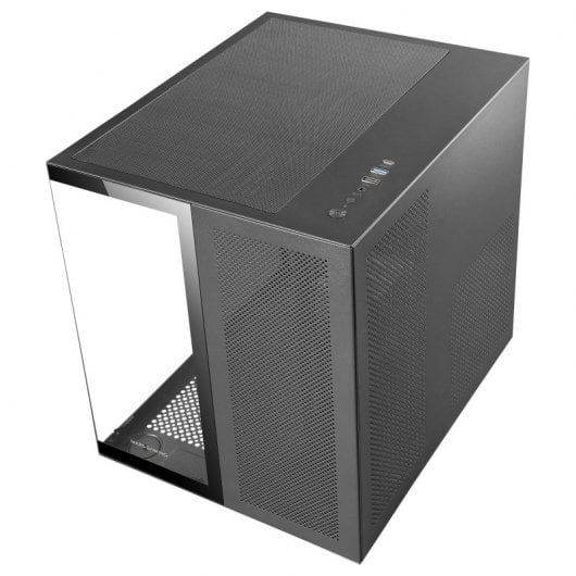 Un case per computer nero con pannello frontale in vetro e pannelli laterali forati.