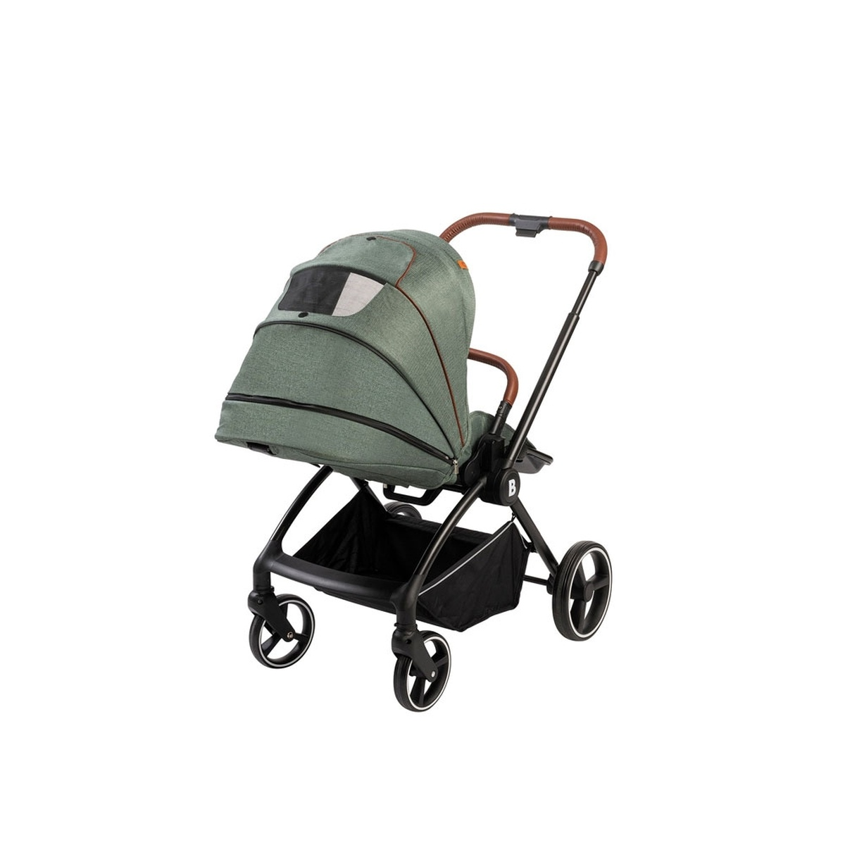 Ein Kinderwagen in Salbeigrün mit schwarzen Rädern und einem Aufbewahrungskorb.