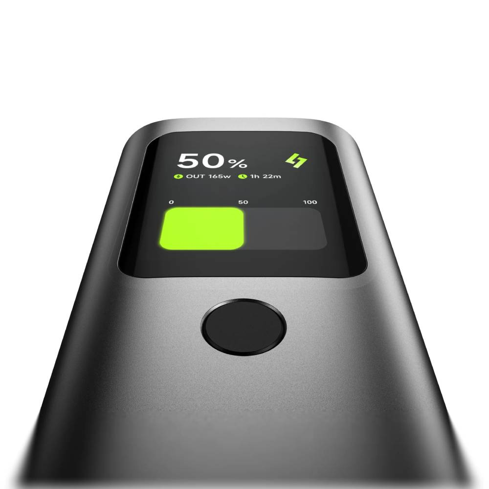 Un appareil noir affiche 50% de batterie, 165W de sortie et 1h 22m restantes.