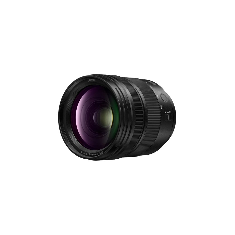 Zwarte cameralens met zoomring en AF/MF-schakelaar, Lumix-logo.