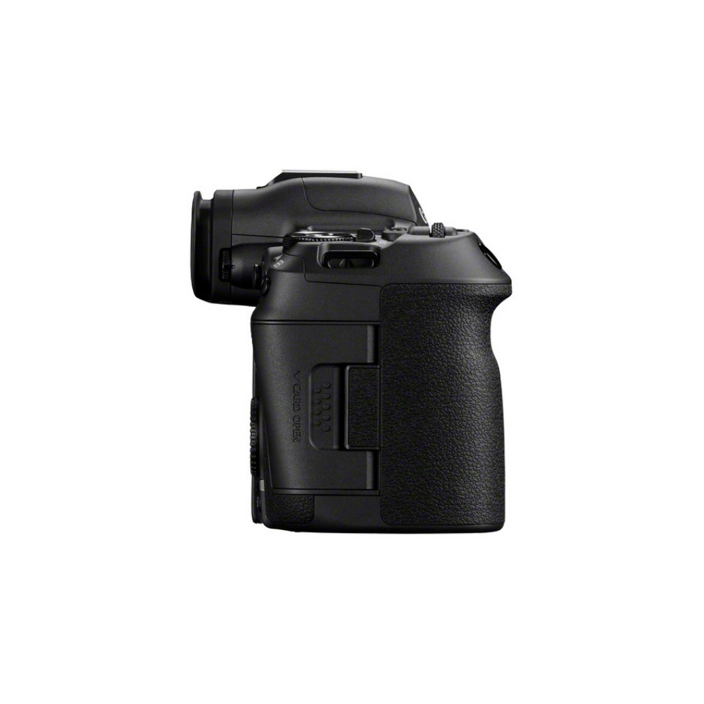 Zwarte digitale camera in profiel, met grip en zoeker.