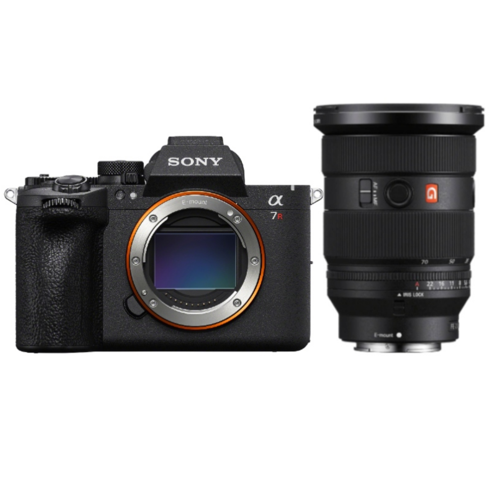 Een Sony Alpha 7R camera naast een lens op een witte achtergrond.