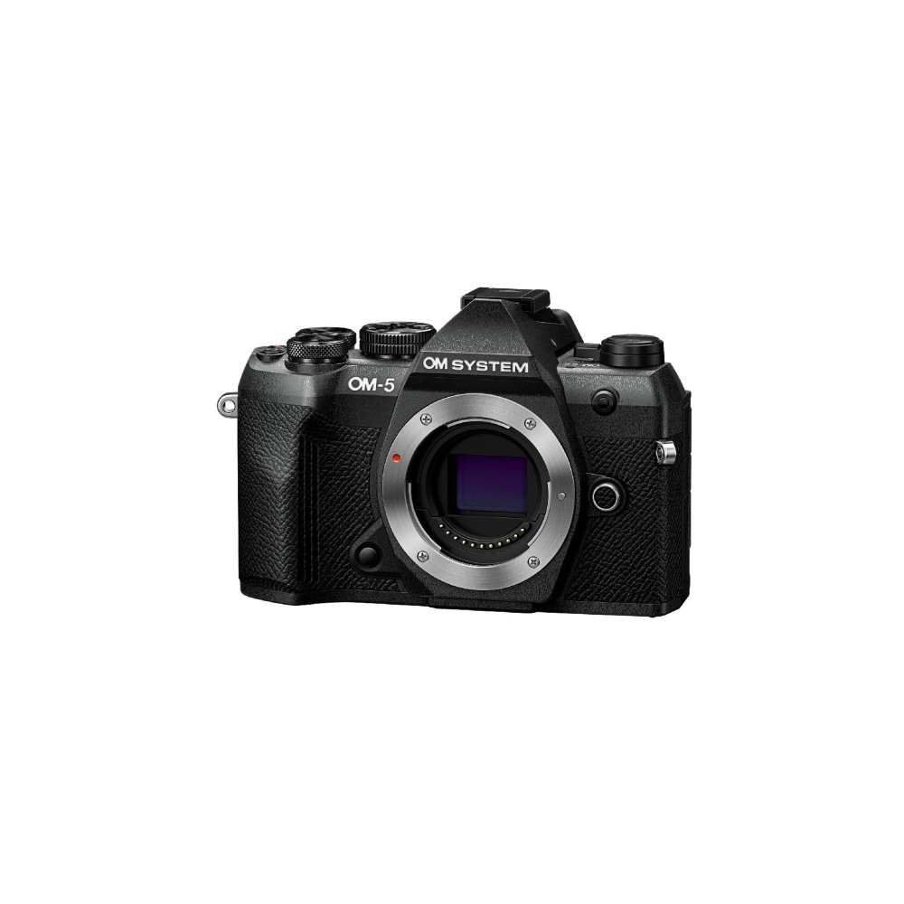 Een zwarte OM SYSTEM OM-5 camera met zilveren lensvatting.