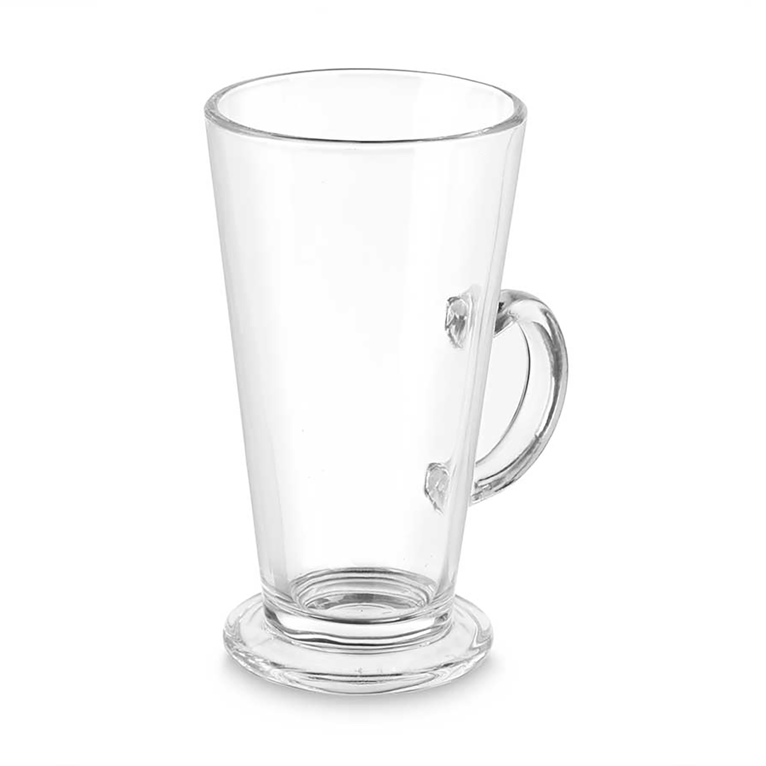 Una tazza di vetro trasparente con manico e base larga.