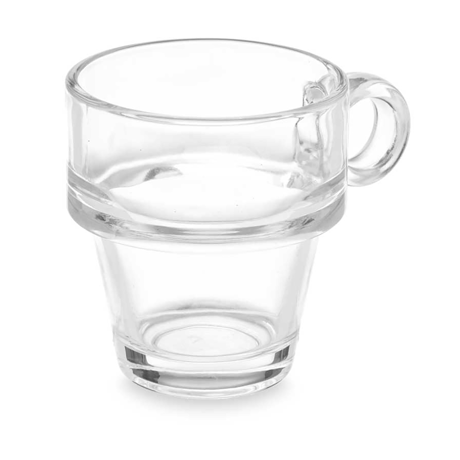 Una tazzina da espresso in vetro trasparente con manico, su sfondo bianco.