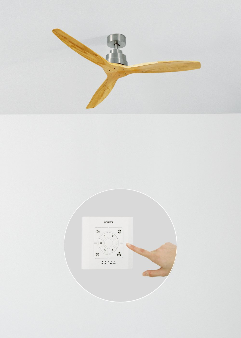 Un ventilador de techo con aspas de madera y un mando a distancia con botones.