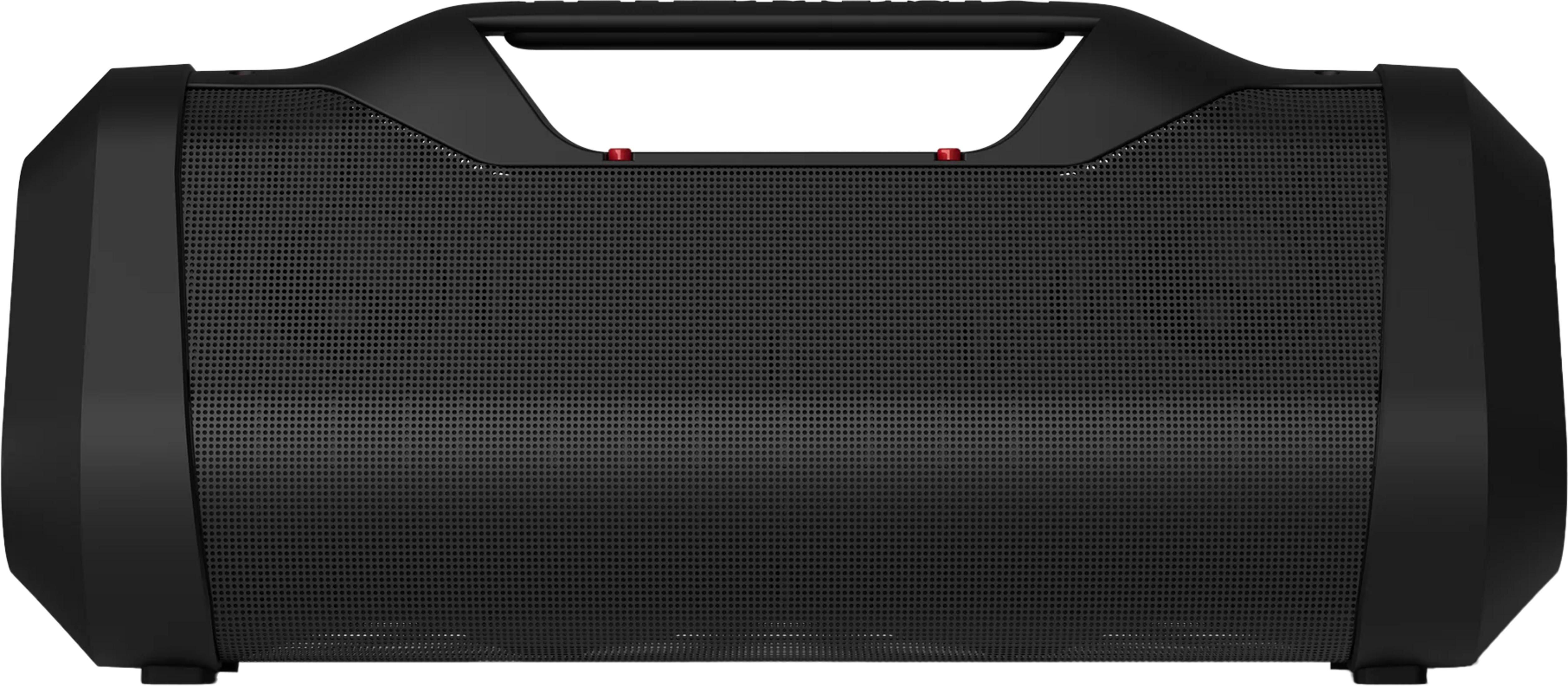 Altavoz portátil negro con asa y detalles rojos sobre fondo blanco.