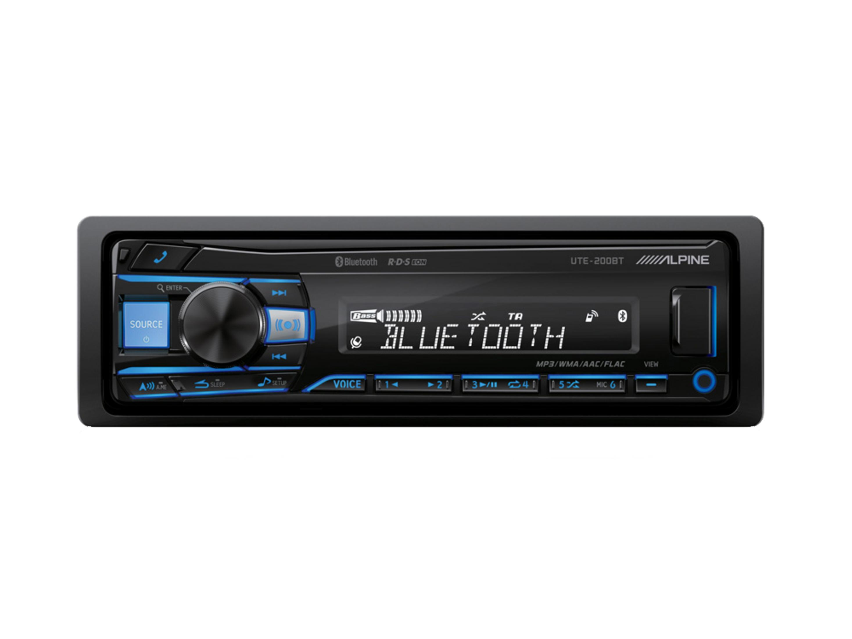 Alpine Autoradio mit Bluetooth und Display, zeigt BLUETOOTH an.