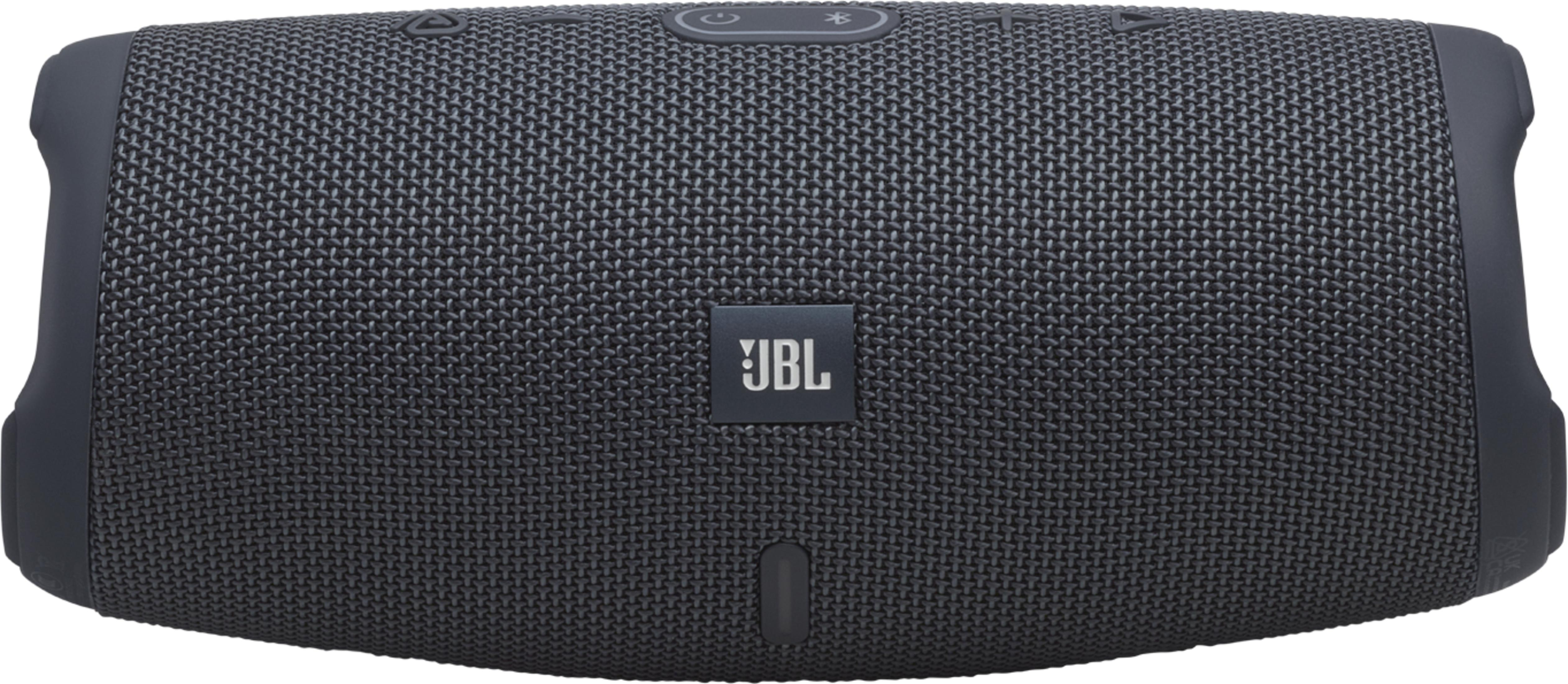 Cassa JBL grigio scuro con griglia in tessuto e pulsanti di controllo sopra.